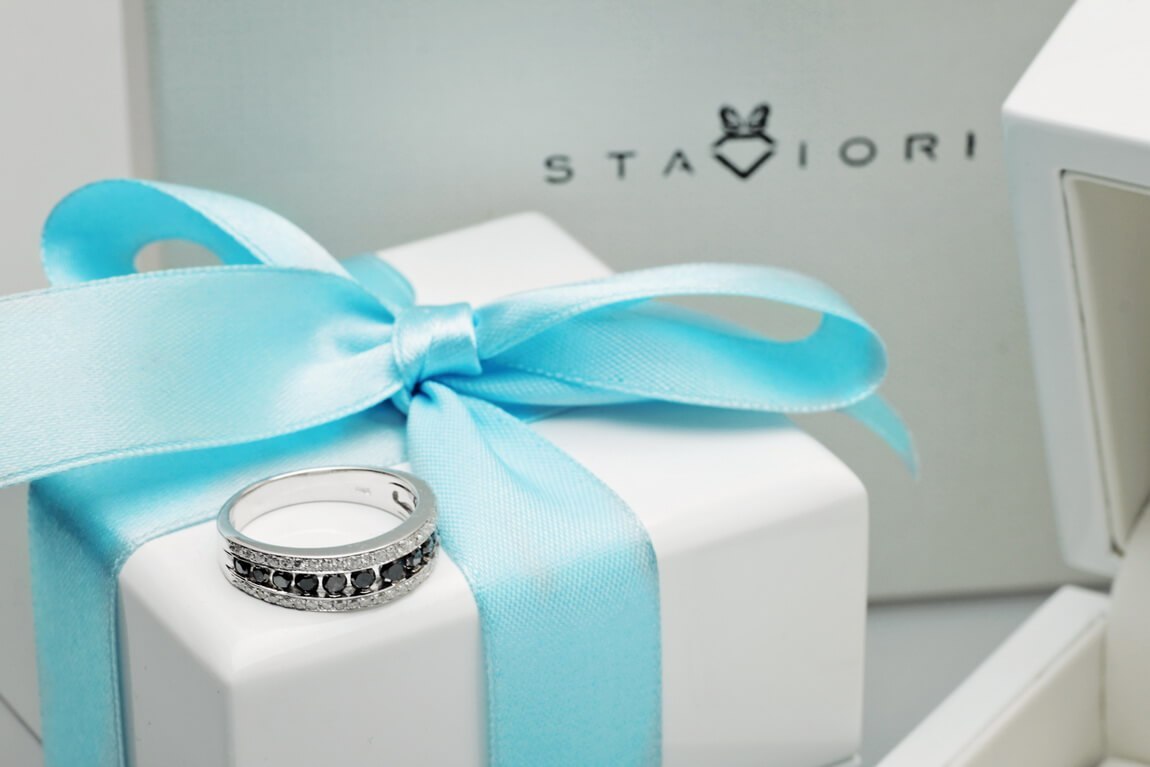 Złoty pierścionek PBD3813 - Diament